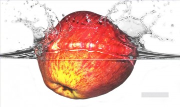 Photorealism Still Life Painting - apple in water realistic